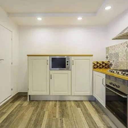 Holiday home Casa Mediterranea En Badalona